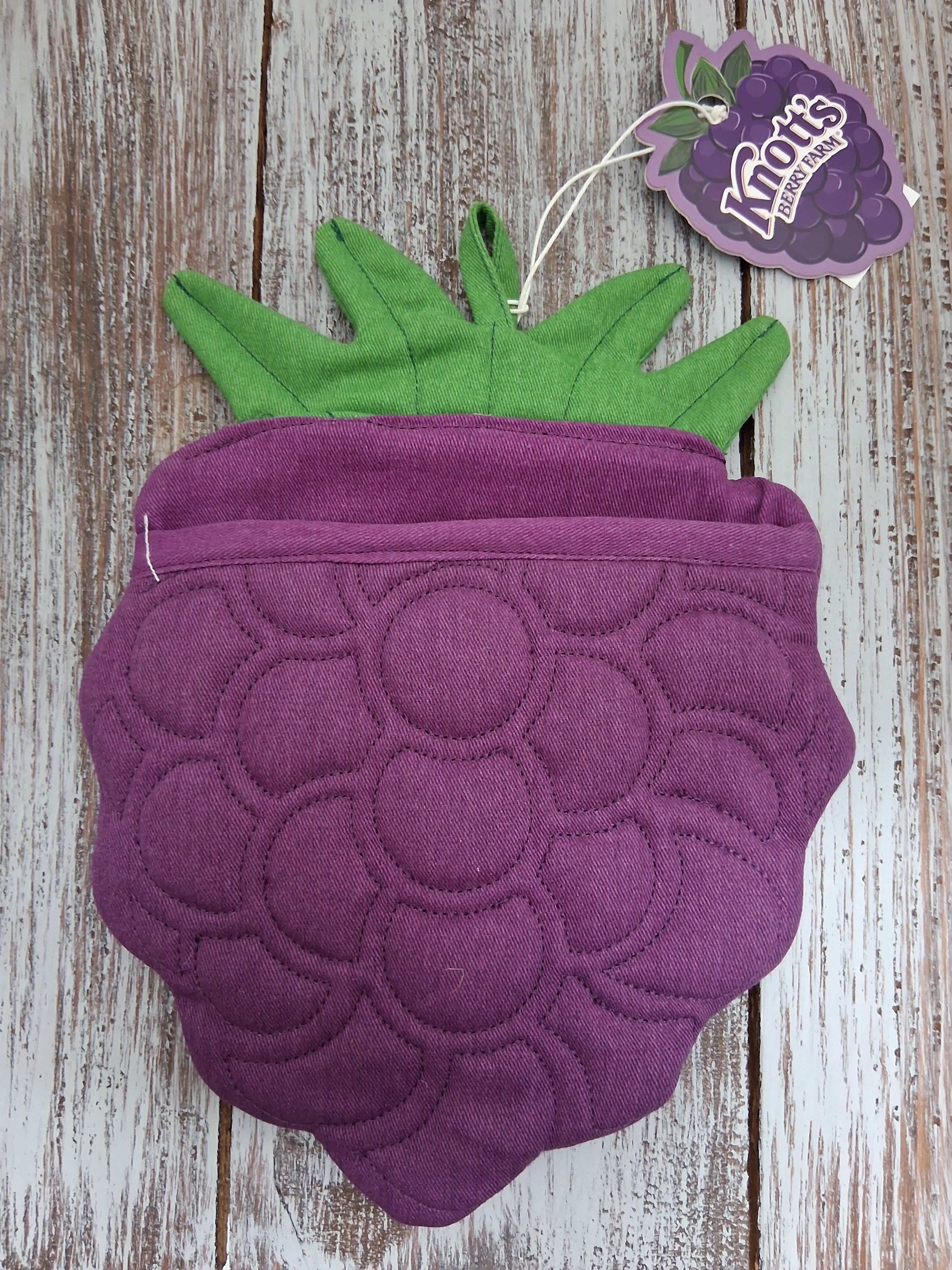 KNOTT'S BERRY FARM BOYSENBERRY POT HOLDER WITH POCKET 8IN