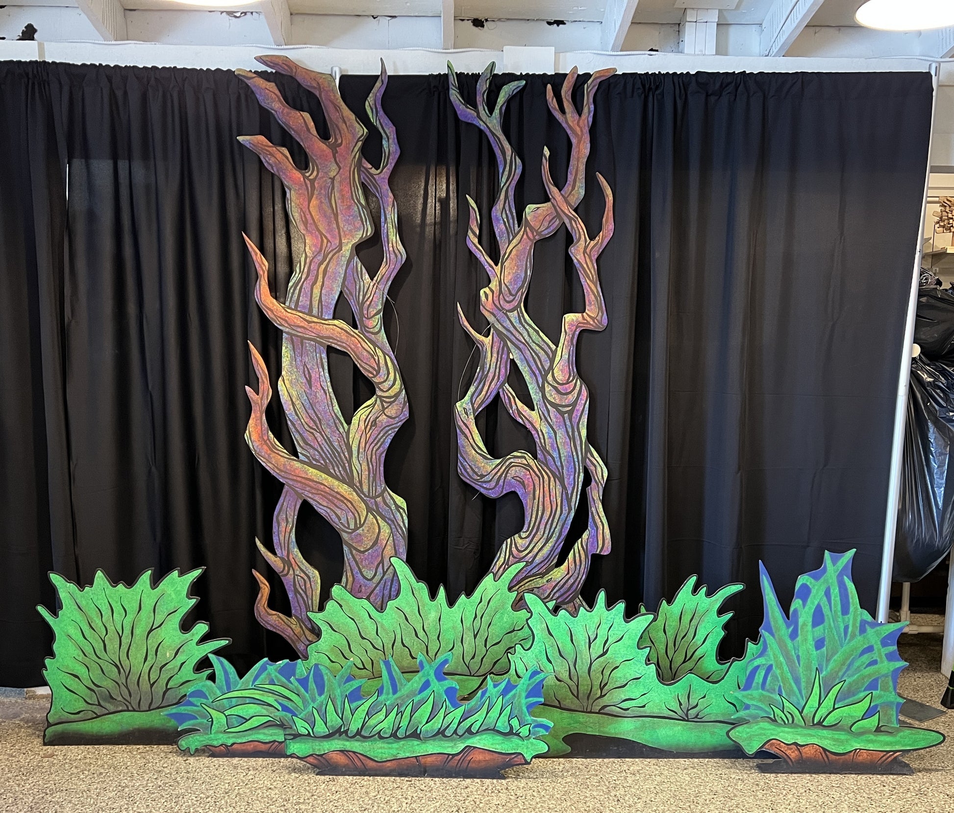 Lot # 25 – Grass and Branches - Full Lot