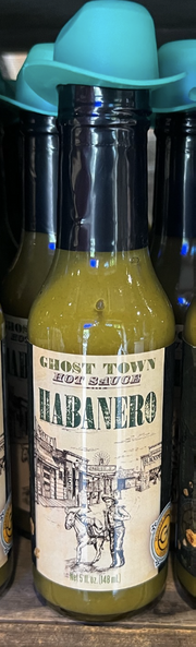 KNOTT'S BERRY FARM GHOST TOWN HABANERO HOT SAUCE WITH GREEN COWBOY HAT