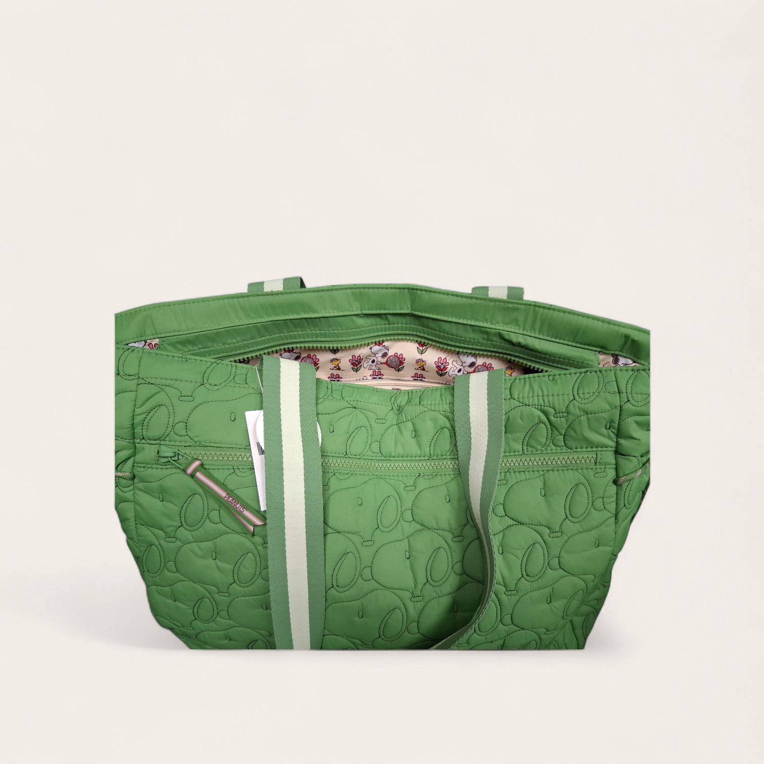 PEANUTS® x VERA BRADLEY EMBOSSED SNOOPY HATHAWAY TOTE