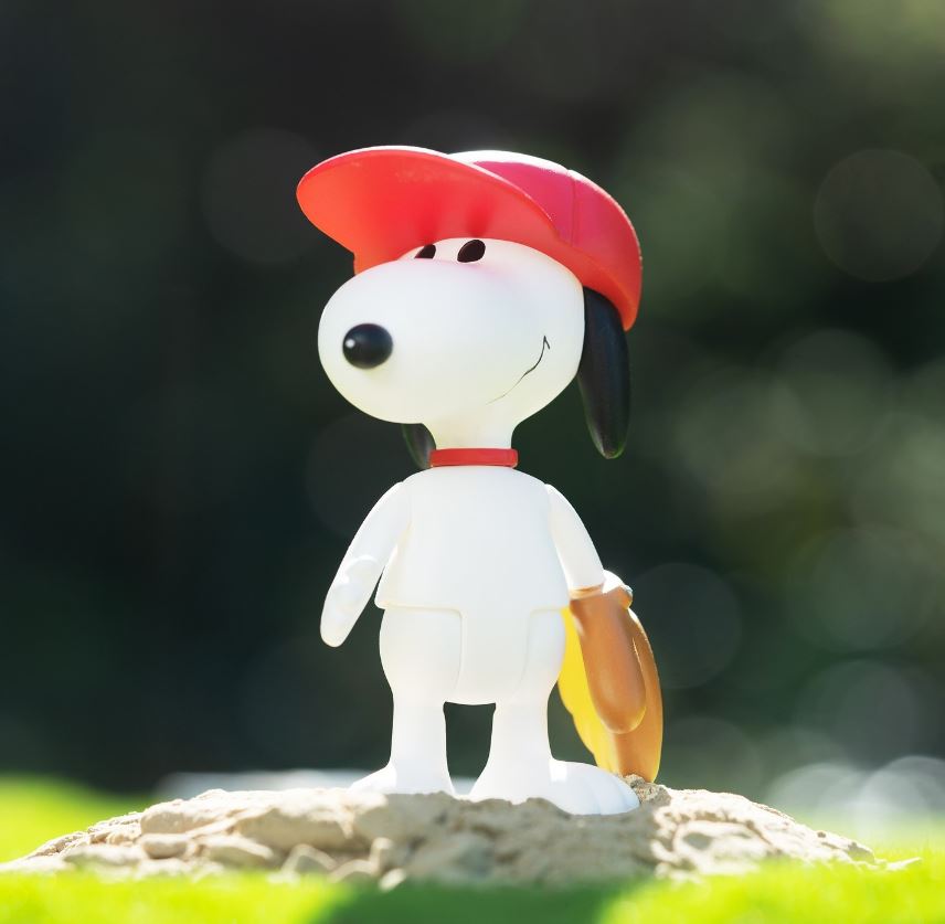 PEANUTS® Baseball Snoopy ReAction Figure – FUN MERCHANDISE ONLINE SHOP
