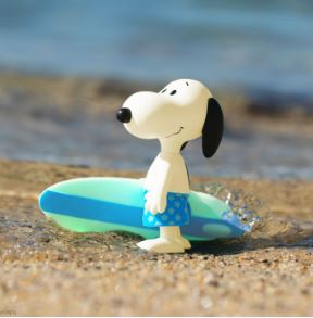 PEANUTS® Surfer Snoopy ReAction Figure